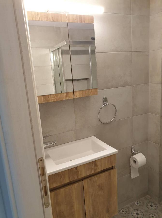 Eytyhias Yard Apartments In Poros Πόρος Εξωτερικό φωτογραφία