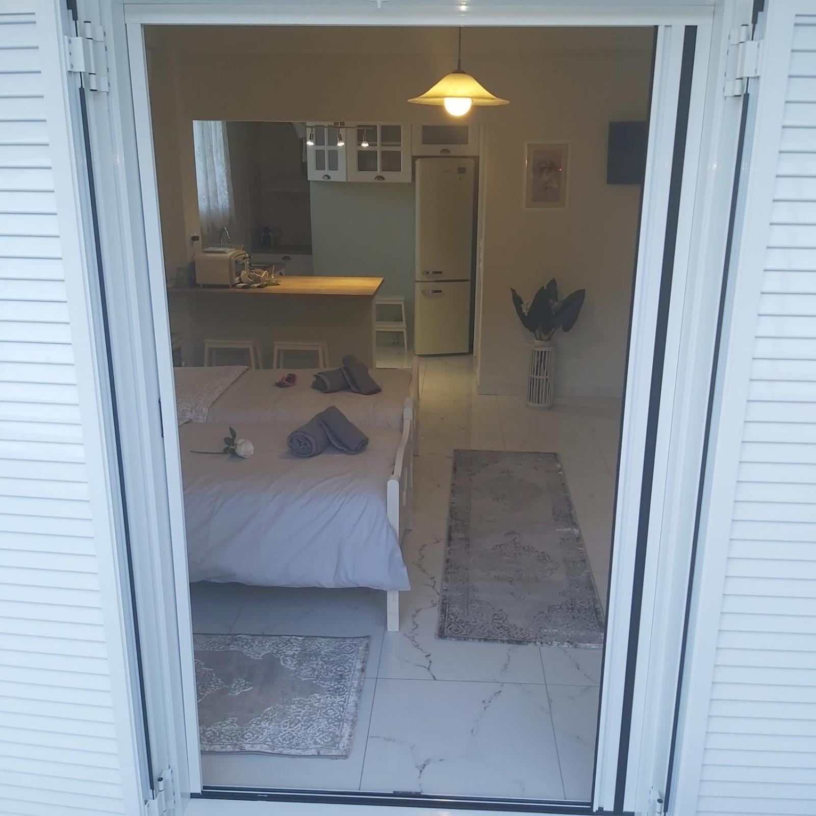 Eytyhias Yard Apartments In Poros Πόρος Εξωτερικό φωτογραφία